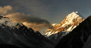 Aoraki / Mount Cook National Park, Canterbury Region, New Zealand