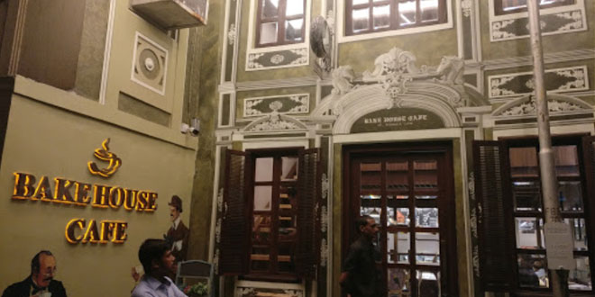 Bake House Cafe, Fort, Mumbai Continental Restaurant